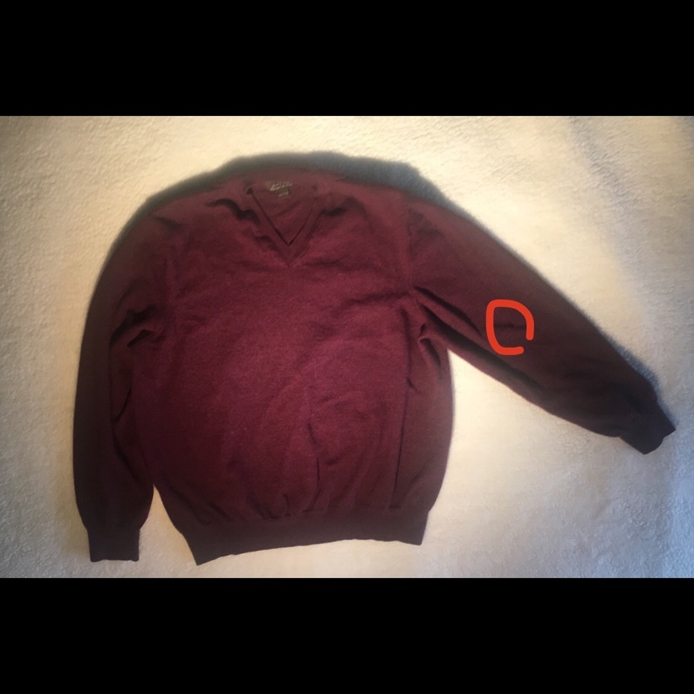 men’s v-neck wool mix Italian made sweater - Picture 4 of 4